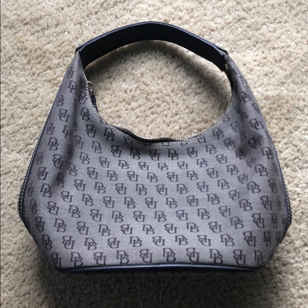 Small Dooney & Bourke handbag